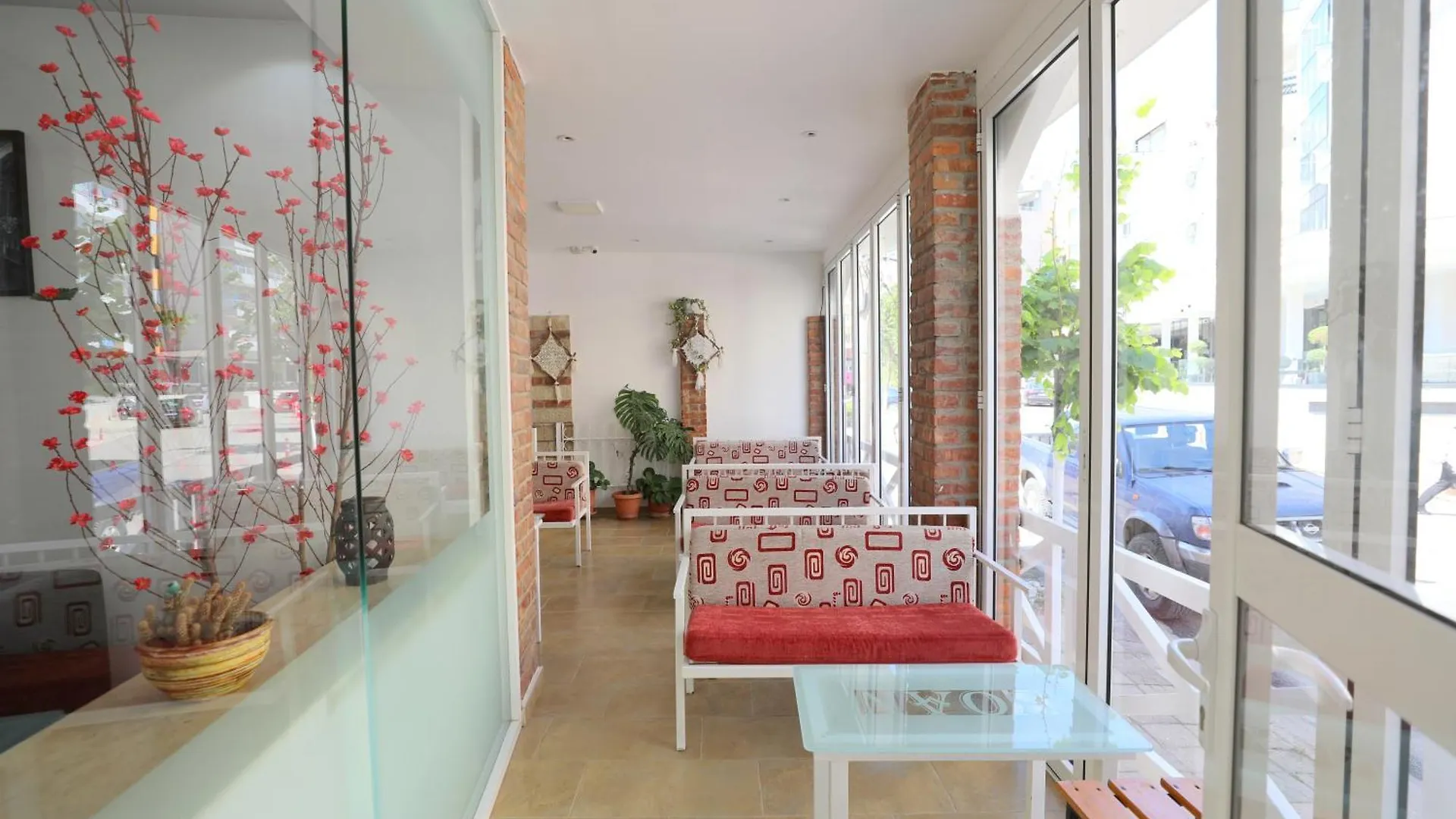 Hotel Soan Sarande 3*,  Albania