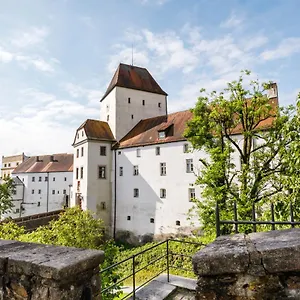 Hi , Passau Germany